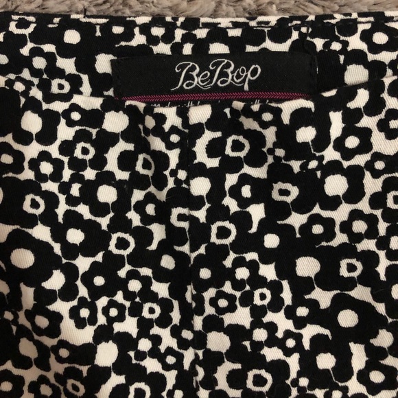Floral Shorts by BeBop size 11 - Picture 2 of 2